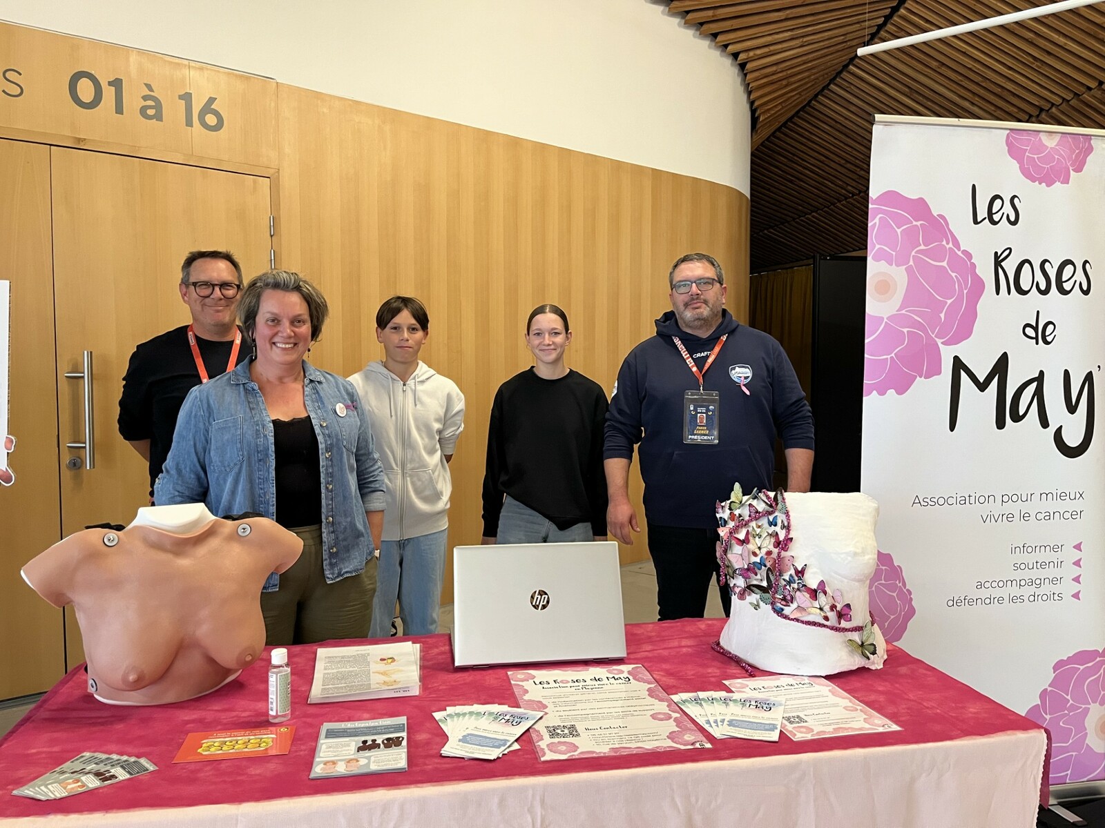 𝗟’𝗨𝗦 𝗟𝗮𝘃𝗮𝗹 𝗕𝗮𝘀𝗸𝗲𝘁 𝗲𝗻𝗴𝗮𝗴𝗲́ 𝗮𝘂𝘅 𝗰𝗼̂𝘁𝗲́𝘀 𝗱𝗲𝘀 𝗥𝗼𝘀𝗲𝘀 𝗱𝗲 𝗠𝗮𝘆