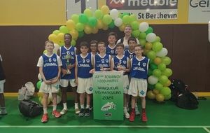 Les U13 remportent le tournoi des 1000 Pattes